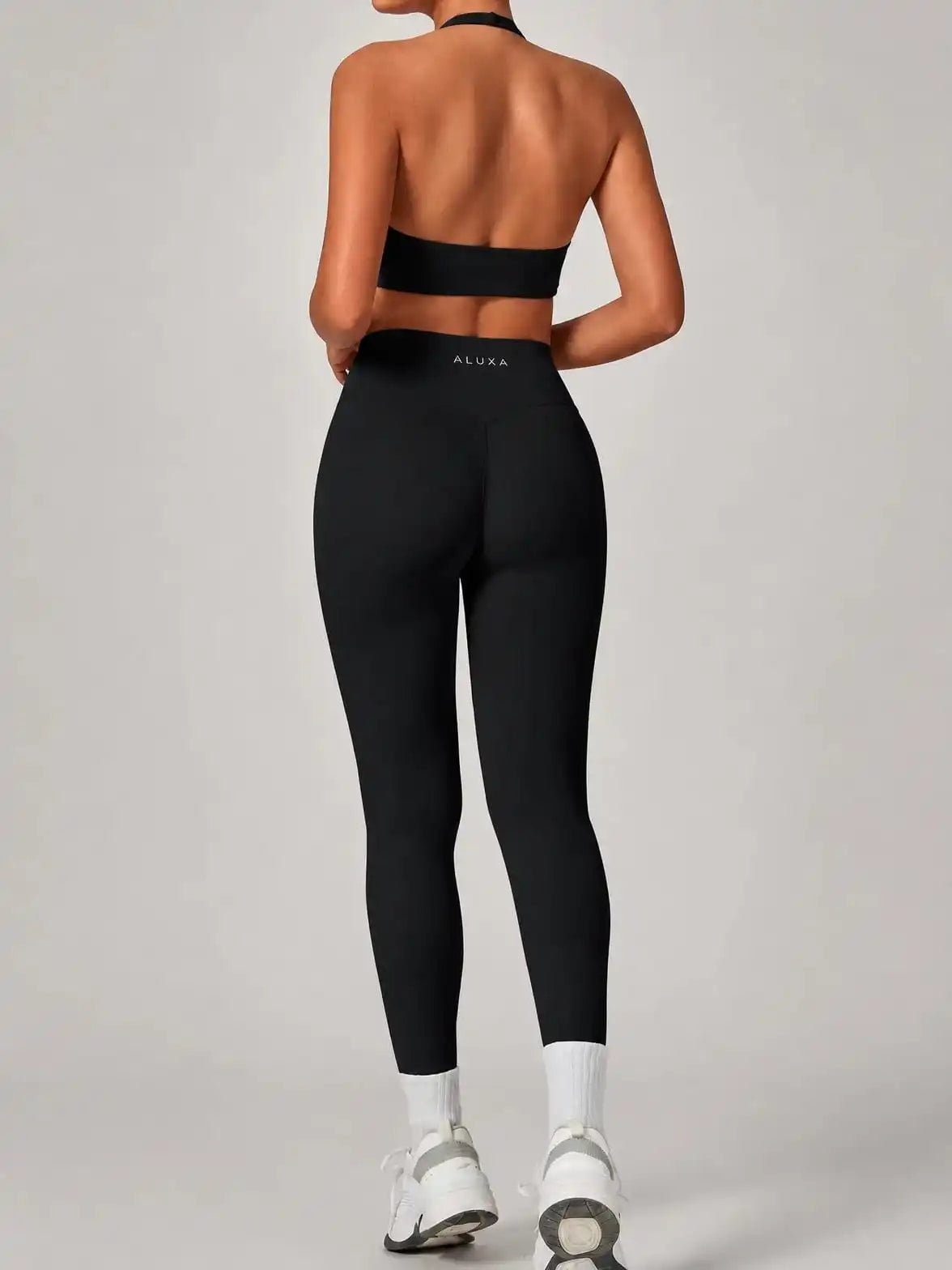 ALUXA Nura Scrunch Leggings Back Logo